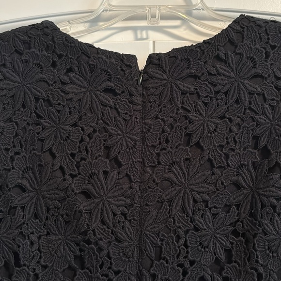 Woman’s Talbots black 14p dress. - Picture 4 of 10